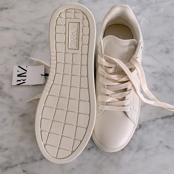 NWT Zara cream leather court shoes clean and classic design size 10 - Picture 5 of 7